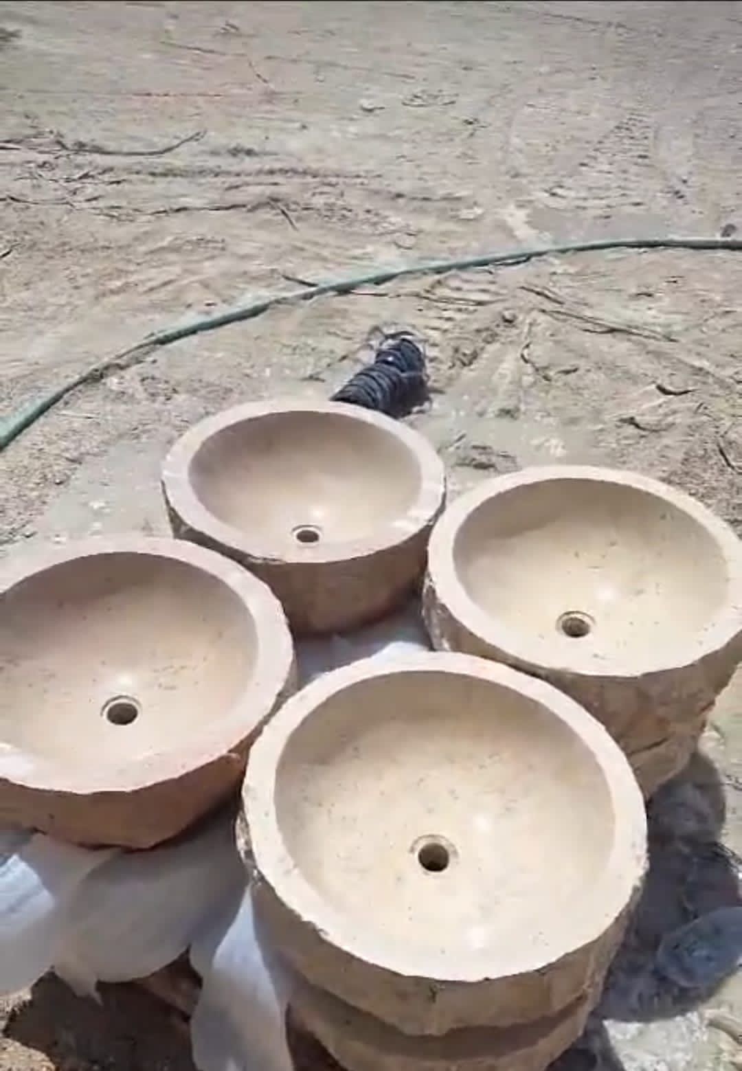 احواض ومغاسل حجر طبيعي