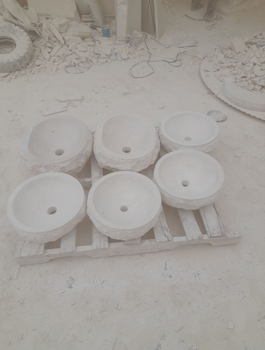 احواض ومغاسل حجر طبيعي