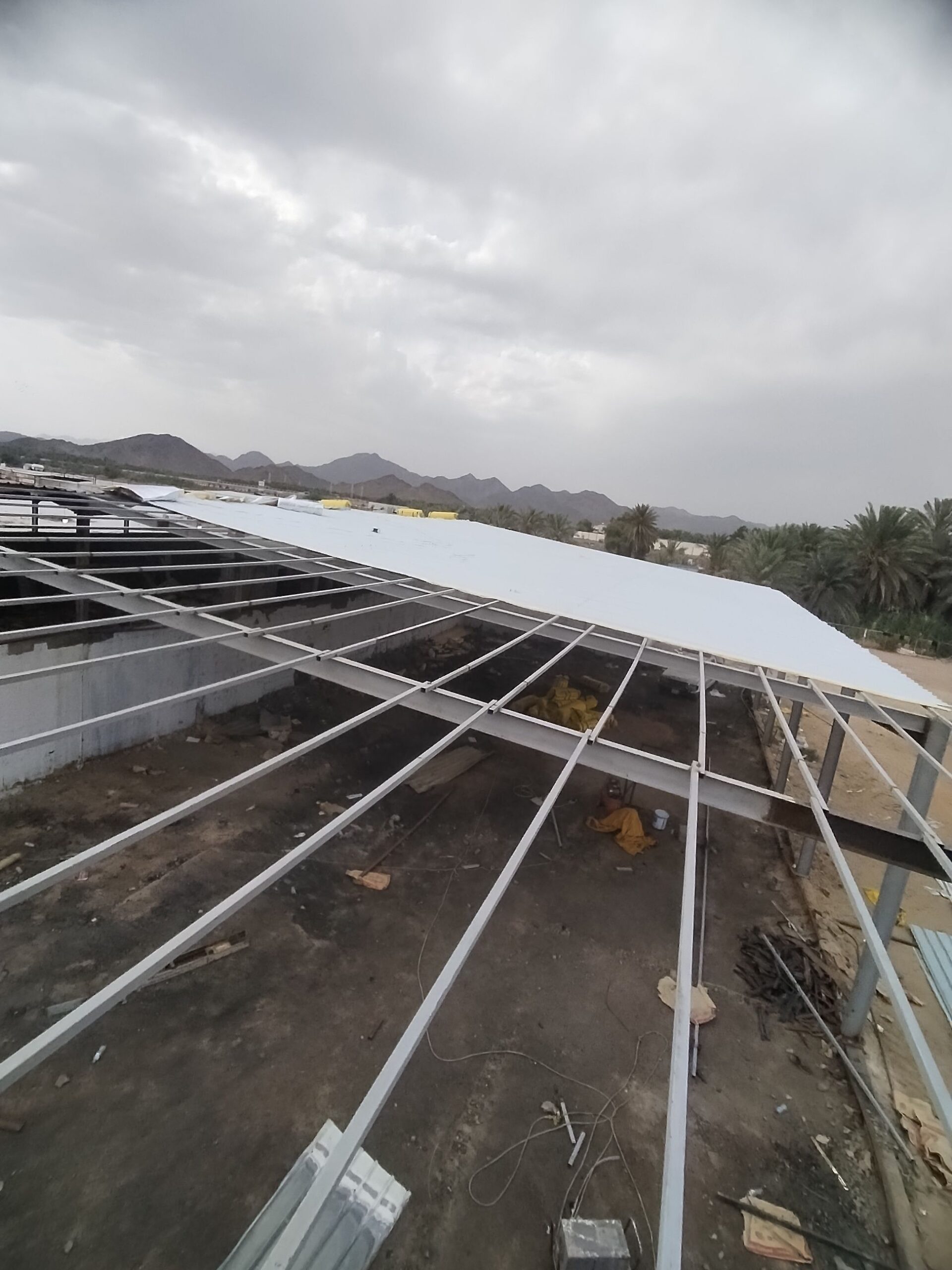 حداد يمني متنقل المدينه المنوره هاجر مظلات سواتر ق