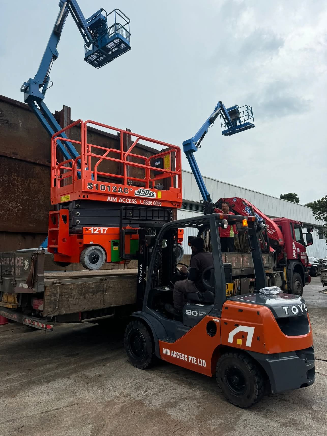 سيزرلفت للايجار مانلفت للايجار كرينات للإيجار رافع