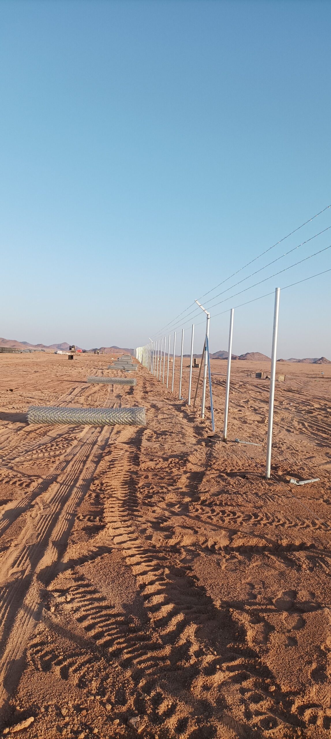 مقاول اسياج امنيه بجميع انواعها شبوك بجميع المقاسا