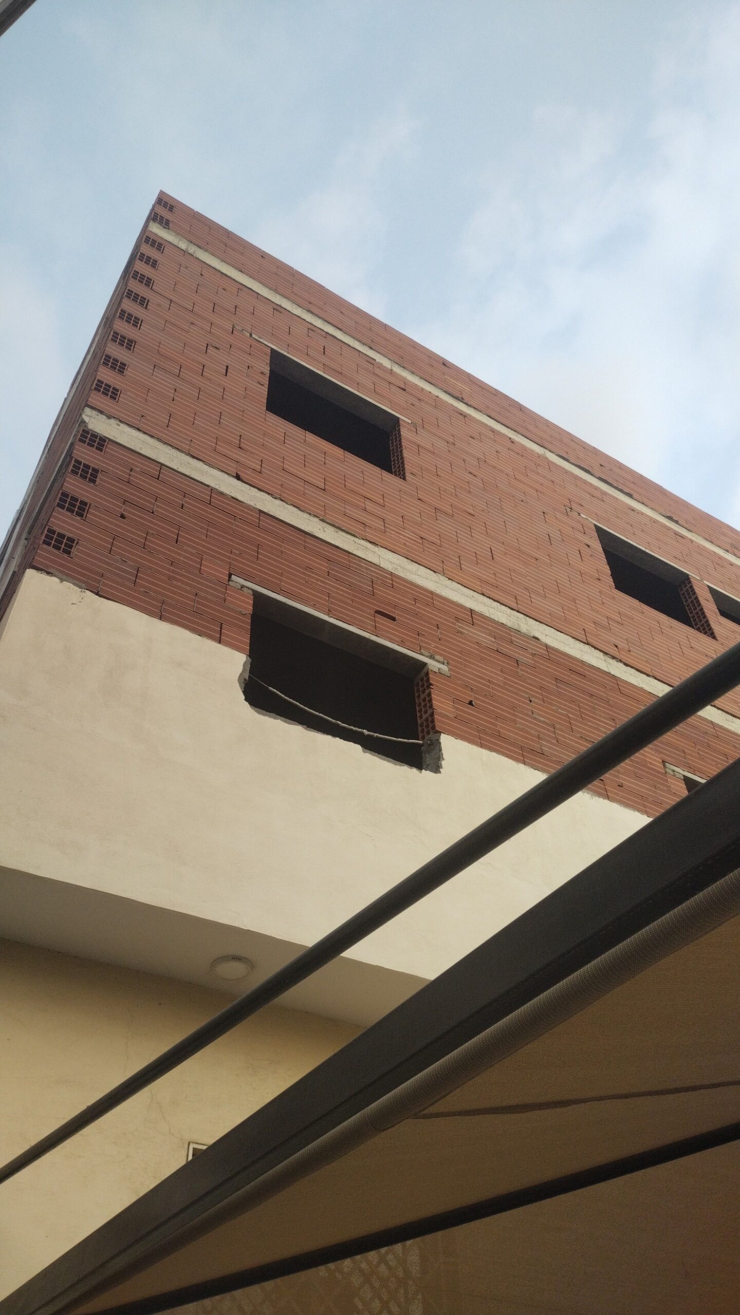 مليس مكه لجميع انواع اللياس تشطيب ترميم قص جدران ت