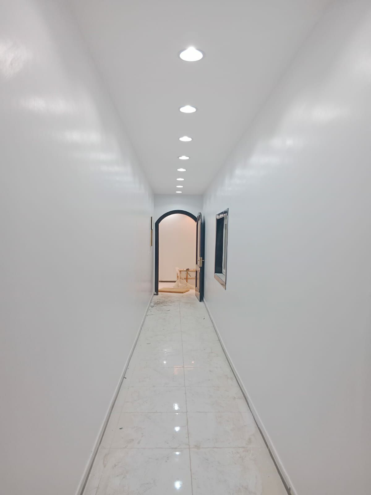 معلم دهانات داخليه وخارجيه واسعار مناسبه جدا لسنا