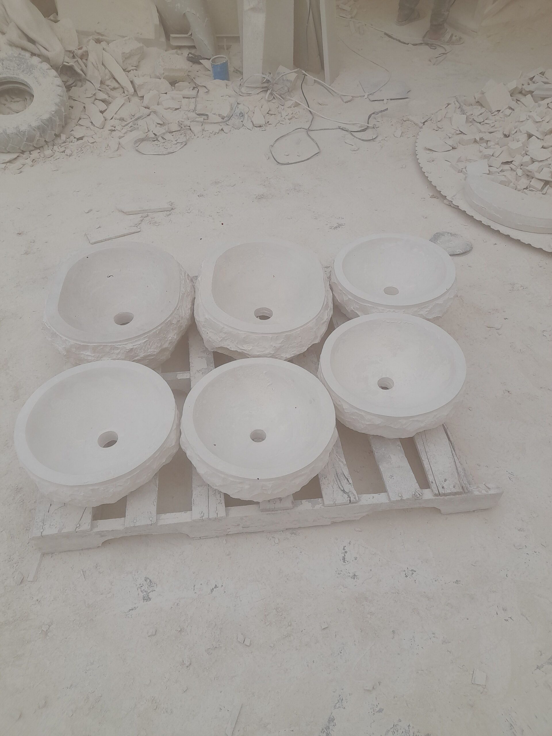 احواض ومغاسل حجر طبيعي