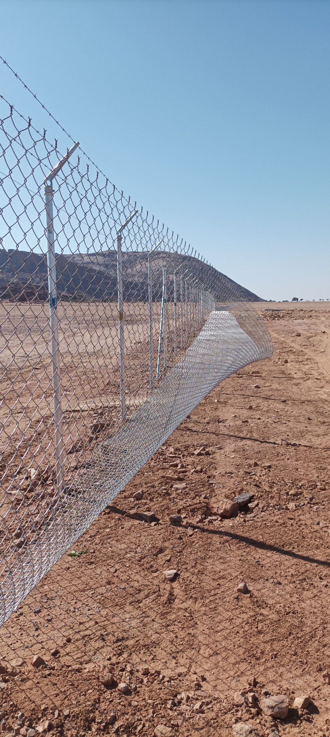 مقاول اسياج امنيه بجميع انواعها شبوك بجميع المقاسا