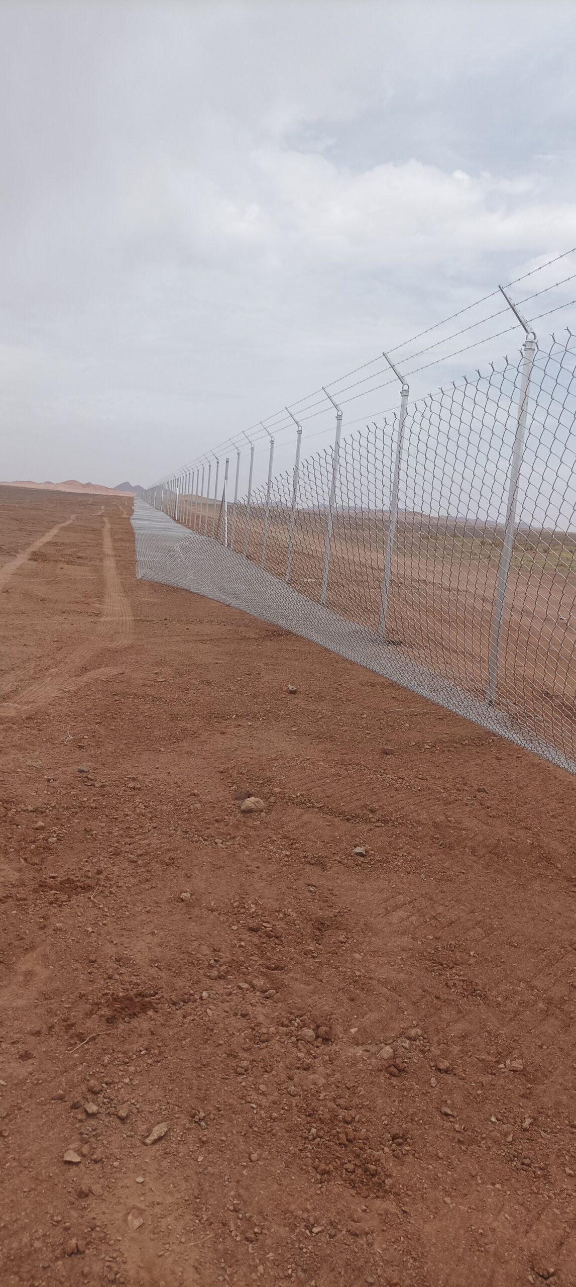 مقاول اسياج امنيه بجميع انواعها شبوك بجميع المقاسا