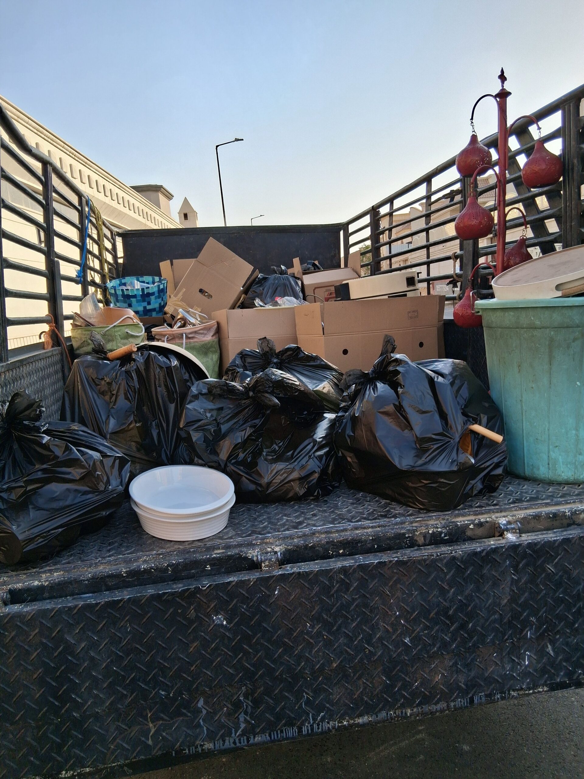 دينا طش اثاث قديم بالرياض0537486934