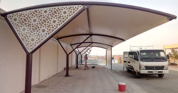 حداد صيانة أبواب لحام حداد مظلات وسواتر