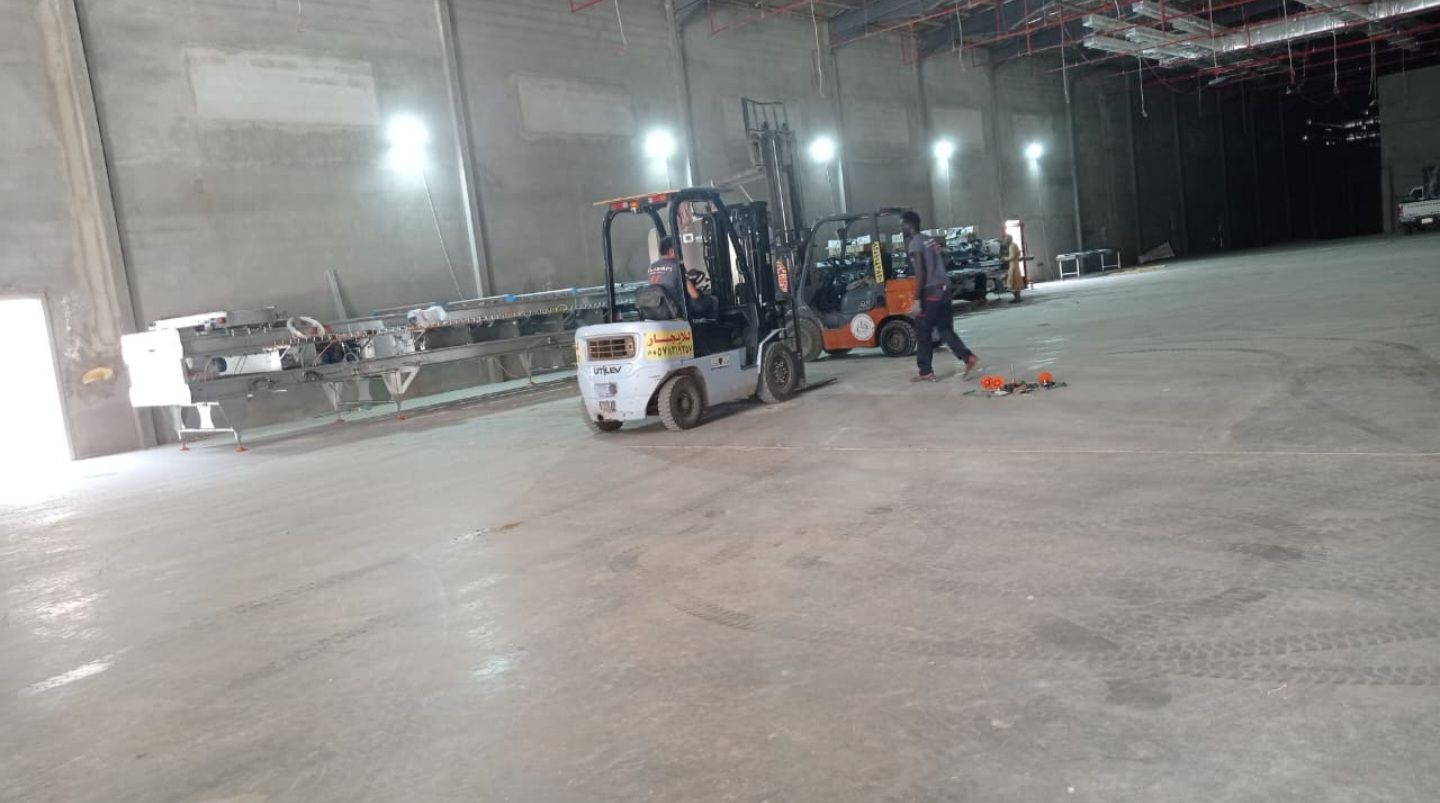 سيزرلفت ومانلفت للايجار شهري سنوي أسبوعي يومي