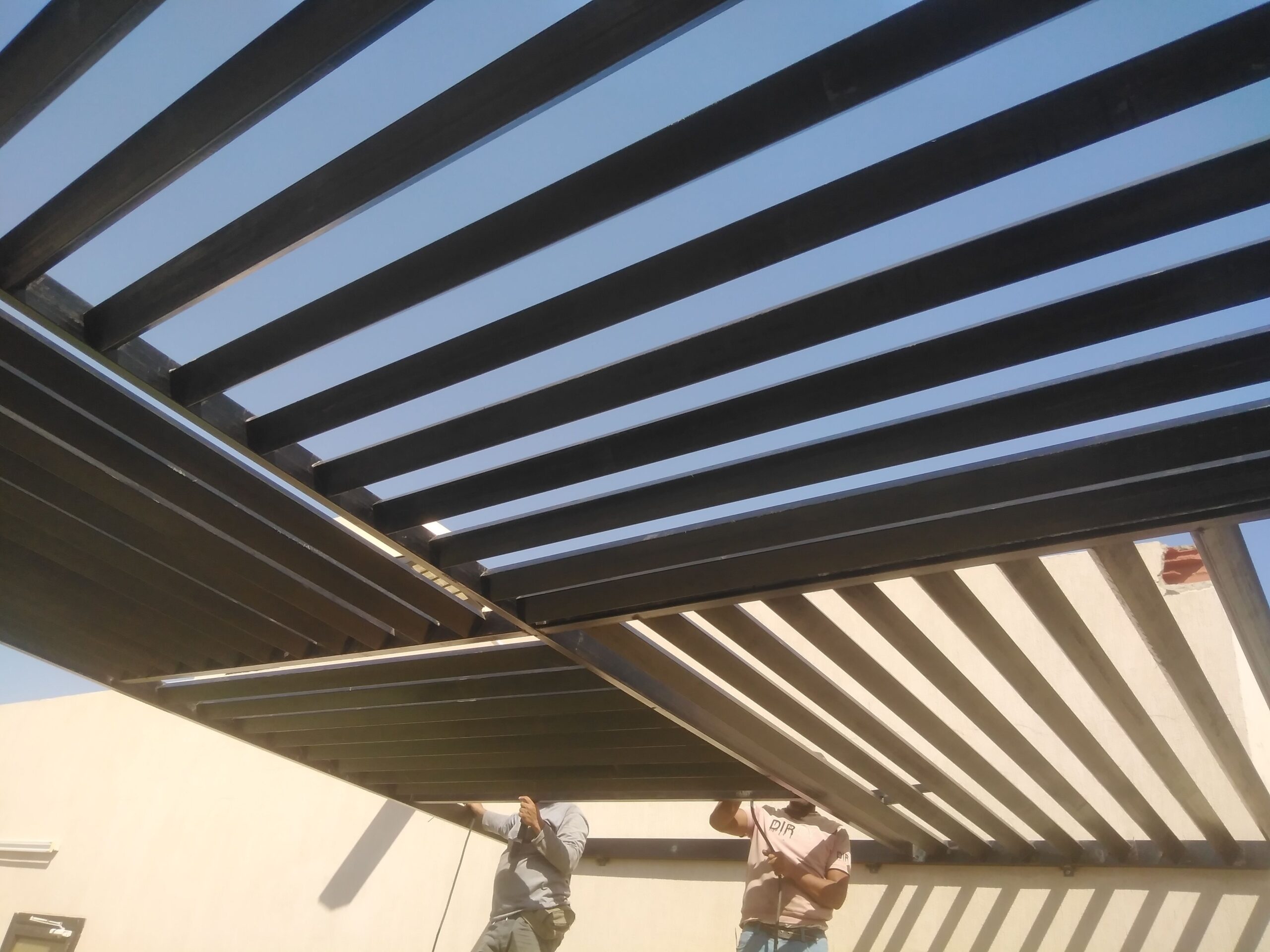 مضلات سيارت حسب اطلب وبتشكيلات مختلفه