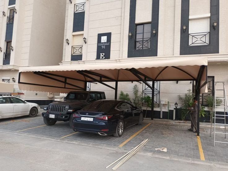 حداد صيانة أبواب لحام حداد مظلات وسواتر