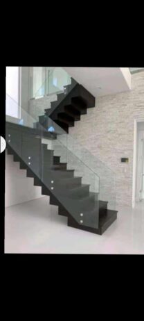 زجاج سكريت