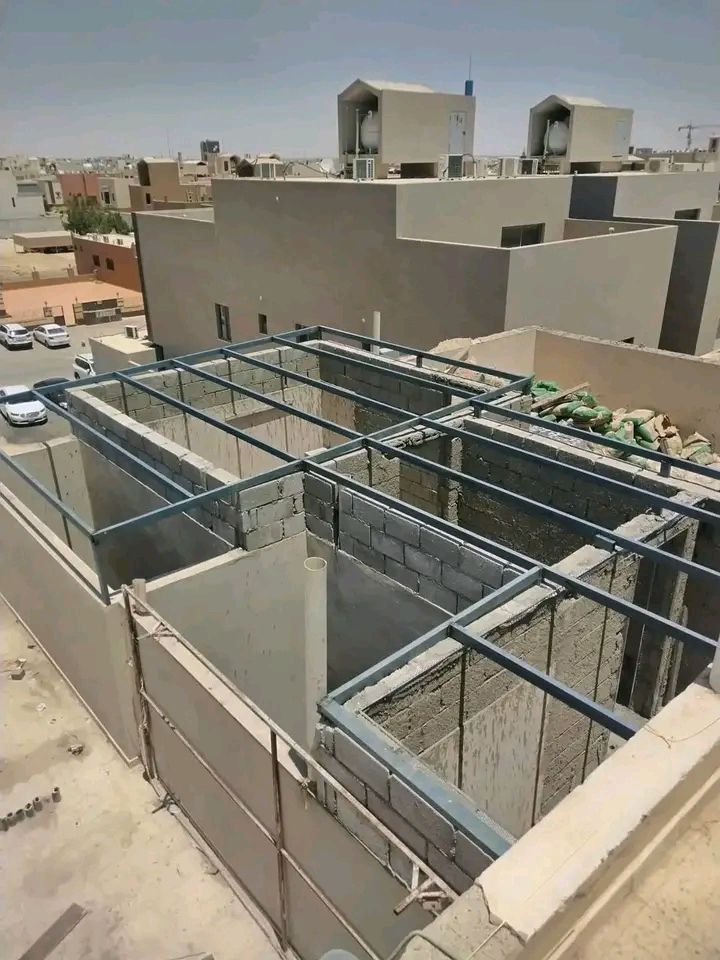 توريد وتركيب سندوش بنل وبيوت شعروجميع أعمال الحداد