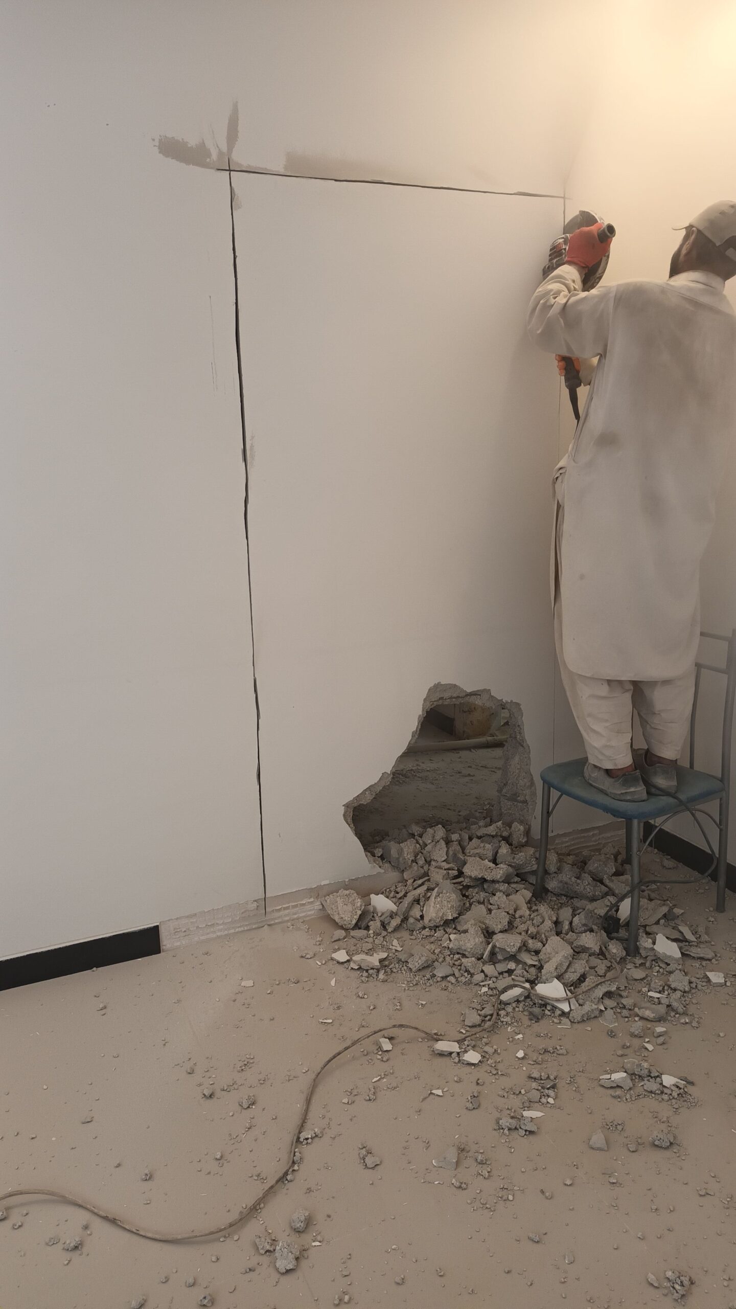 ترميم وتشطيب المباني مقاولات عامه