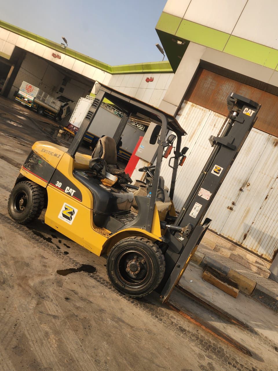 فركليف رافعه شوكيه لتاجير اليومي وشهري 3 طن 7 طن 1