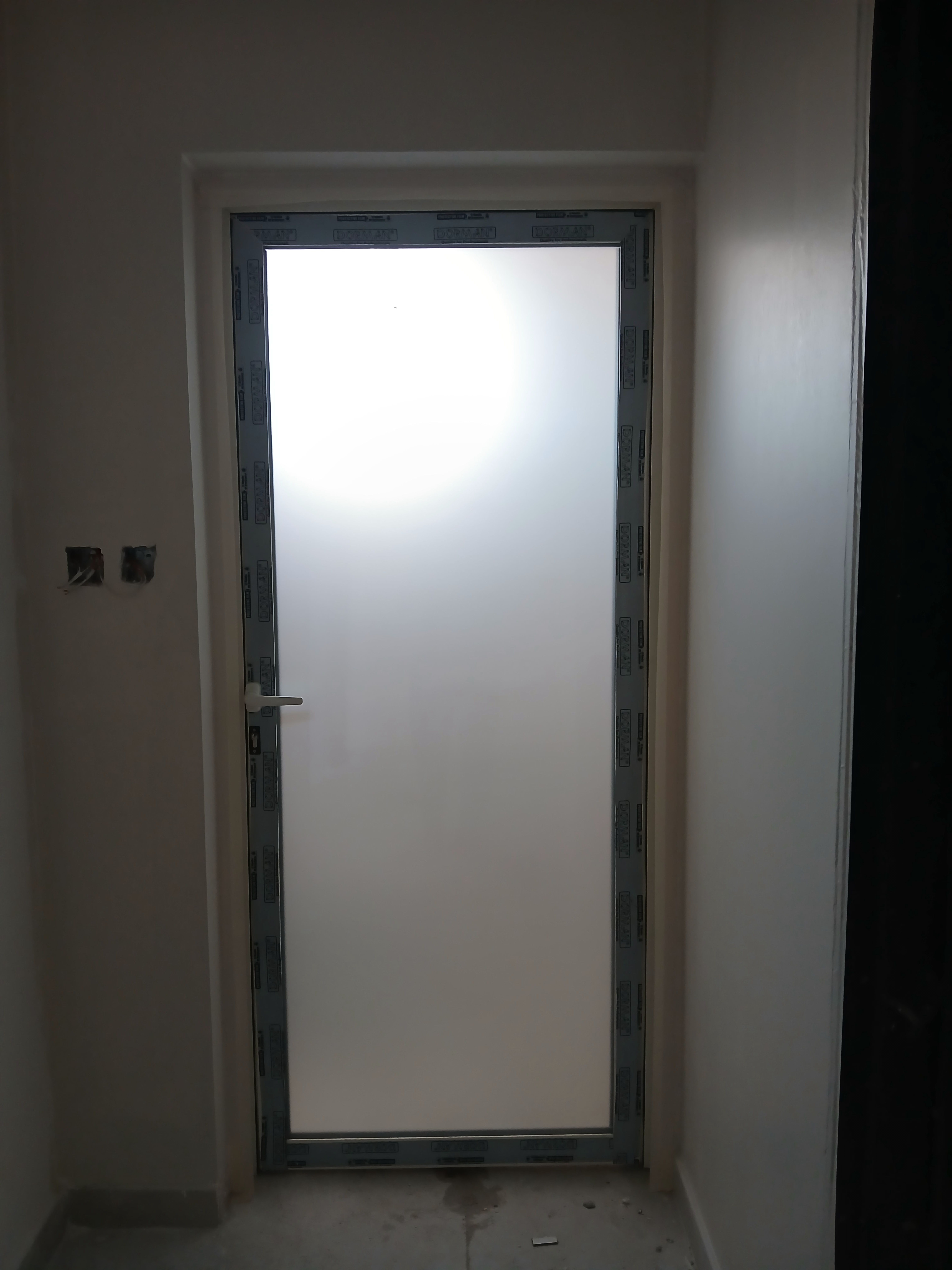 أبواب المنيوم شباك أبواب حديد سواتر مظلات