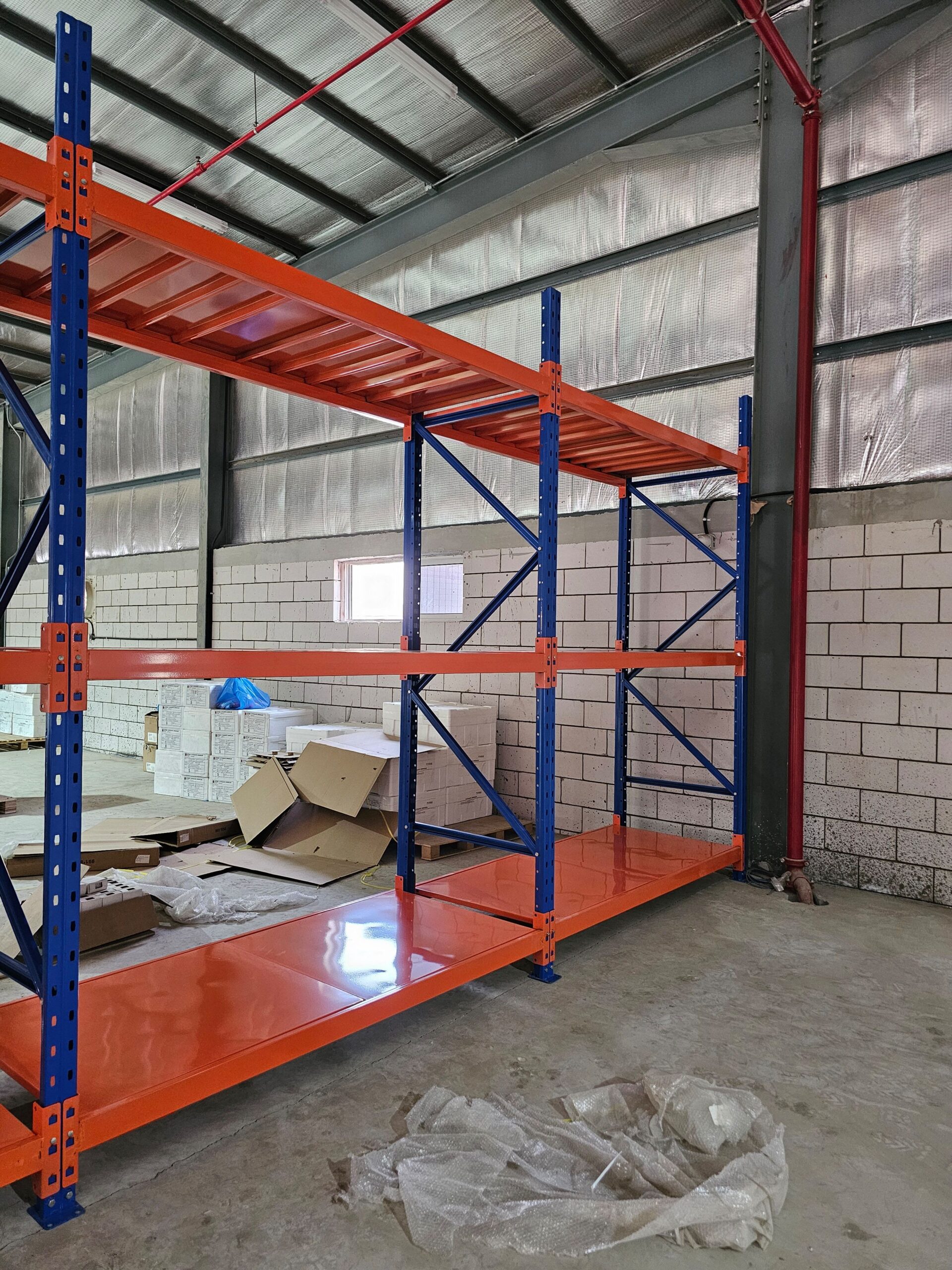 رفوف تخزين منزليه رفوف محلات رفوف مستودعات رفوف بق