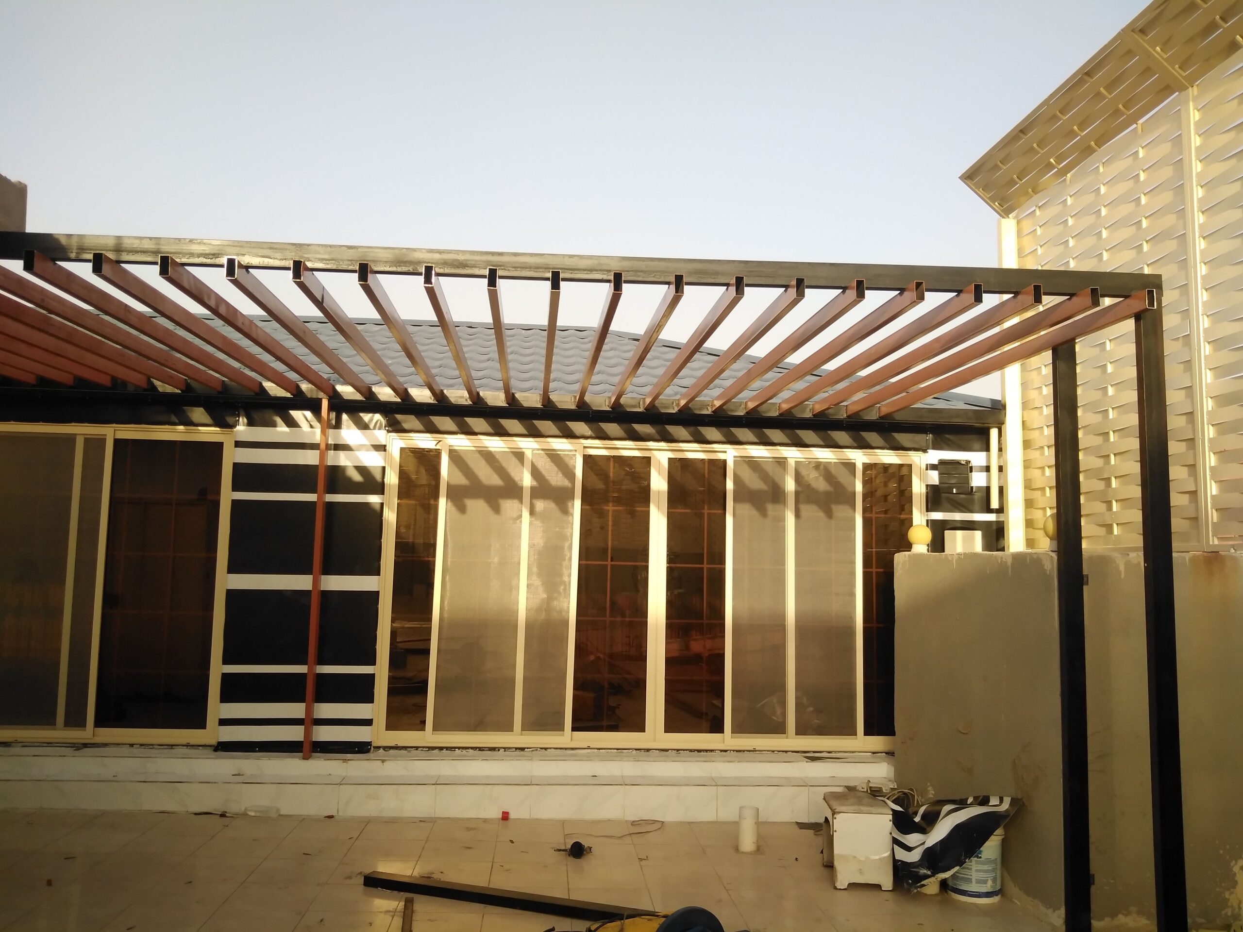 مضلات سيارت حسب اطلب وبتشكيلات مختلفه