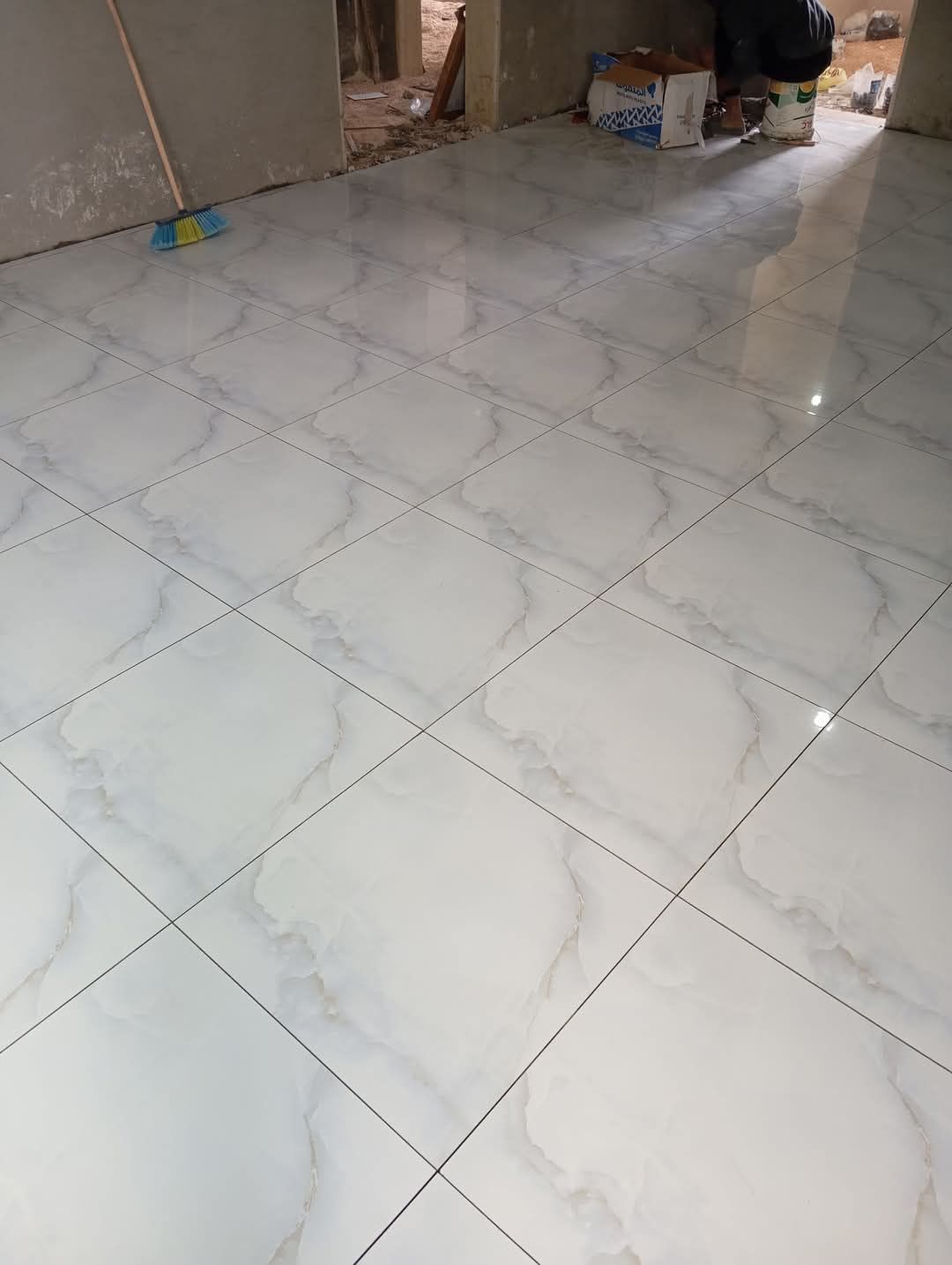 مبلط يمني في الرياض