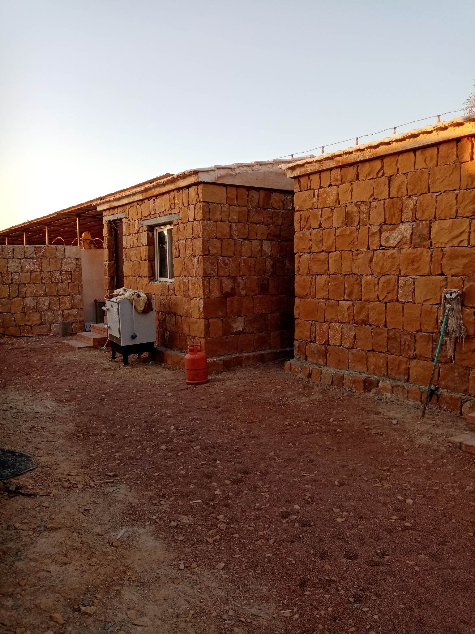 مقاول حجر 0560881544