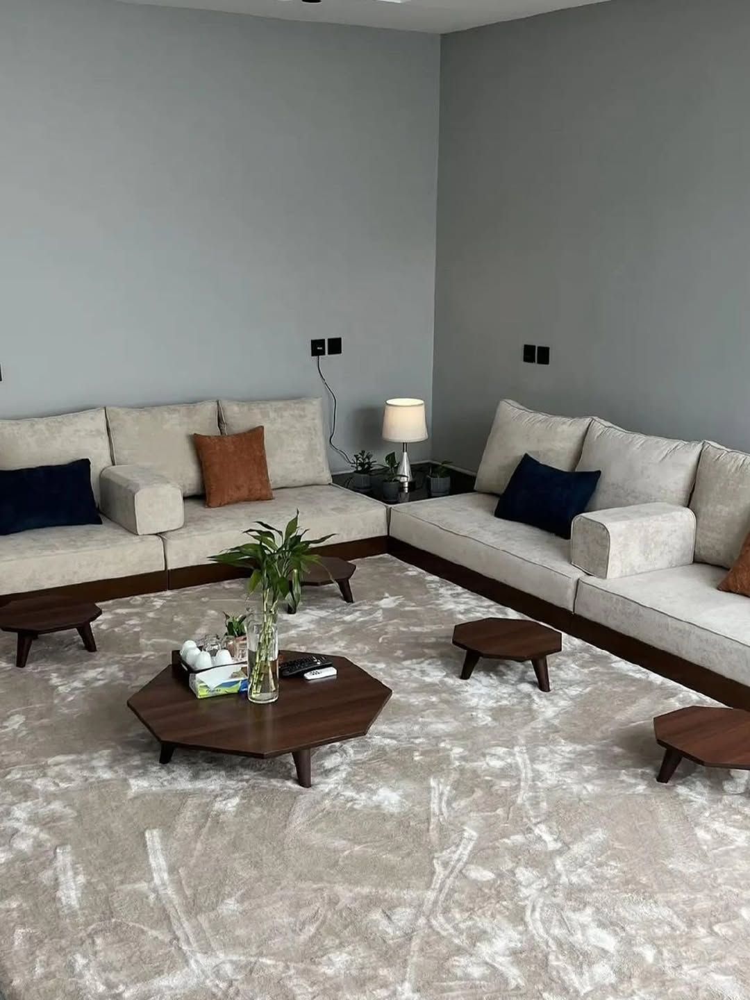 جده الحرازات مصنع تفصيل كنب حسب الطلب باسعار مناسب