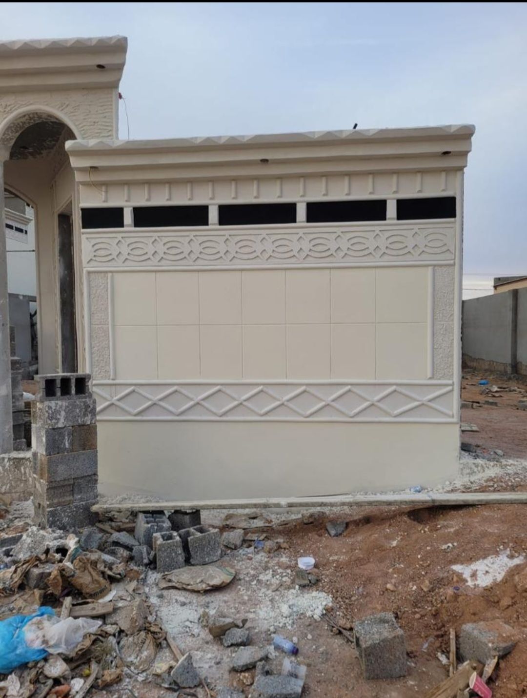 لياسه ملونه بديل الحجر.