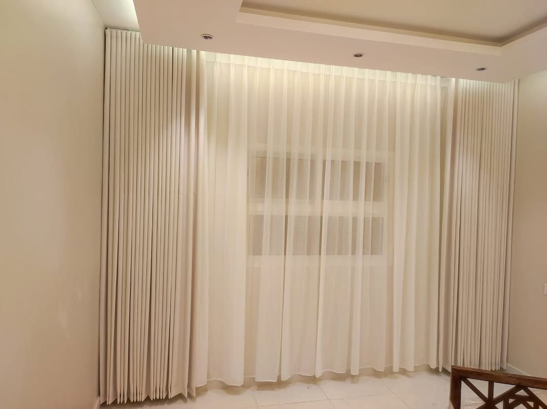 ستائر وايفي