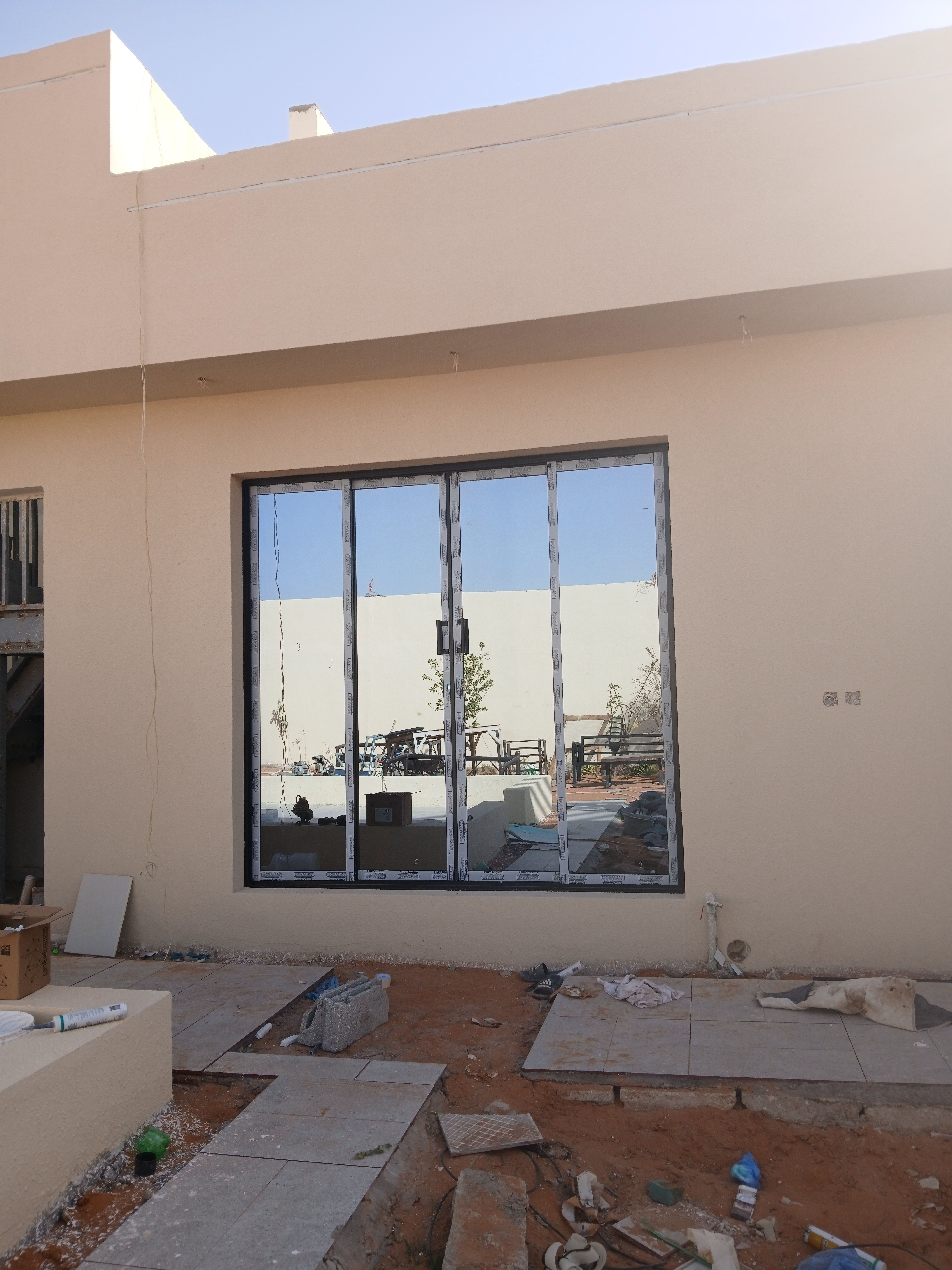 أبواب المنيوم شباك أبواب حديد سواتر مظلات