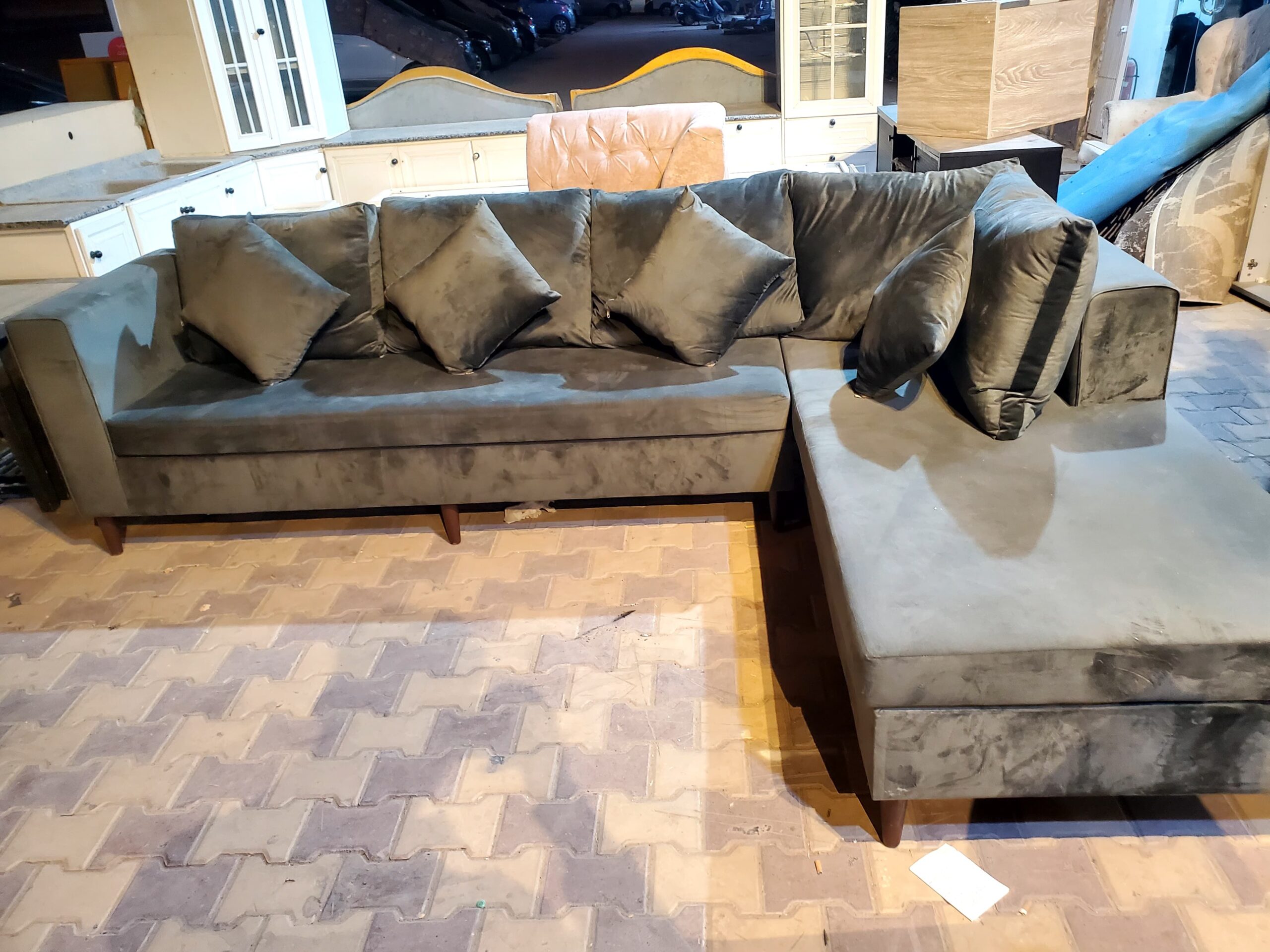 مجالس كنب شبه الجديد