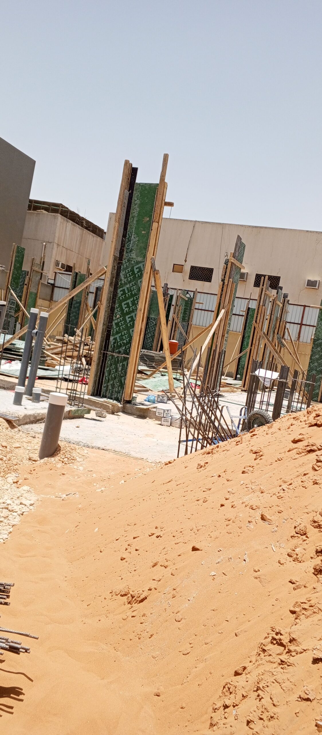 مقاول ترميم وملاحق