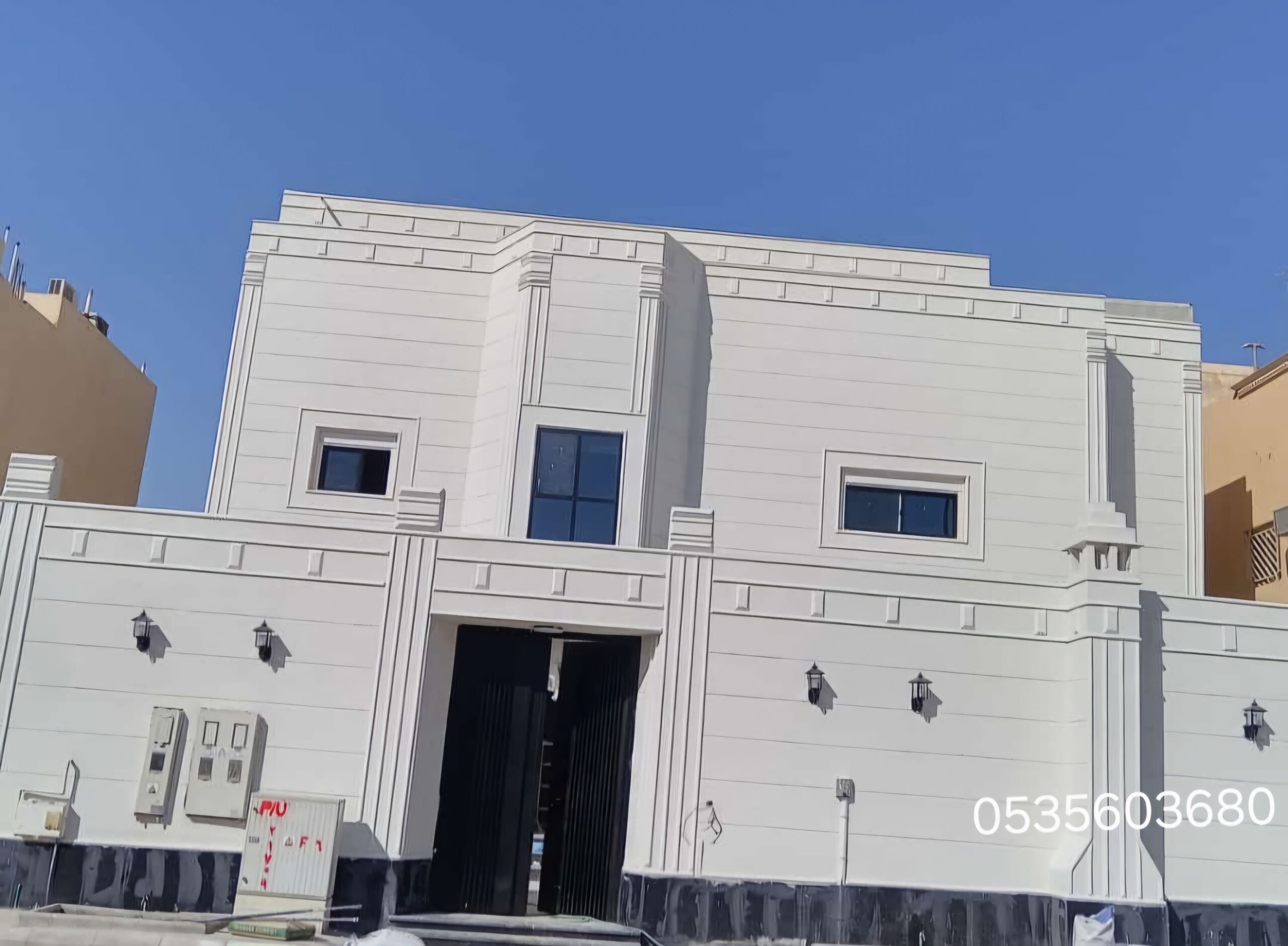 لياسه ملونه بديل الحجر.