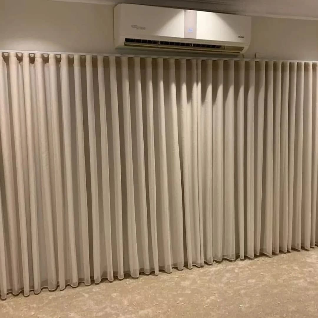 ستائر فاخرة وجذابه