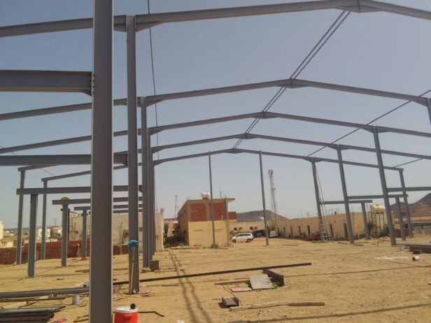 سندوتش بنل وترميم بناء ملاحق