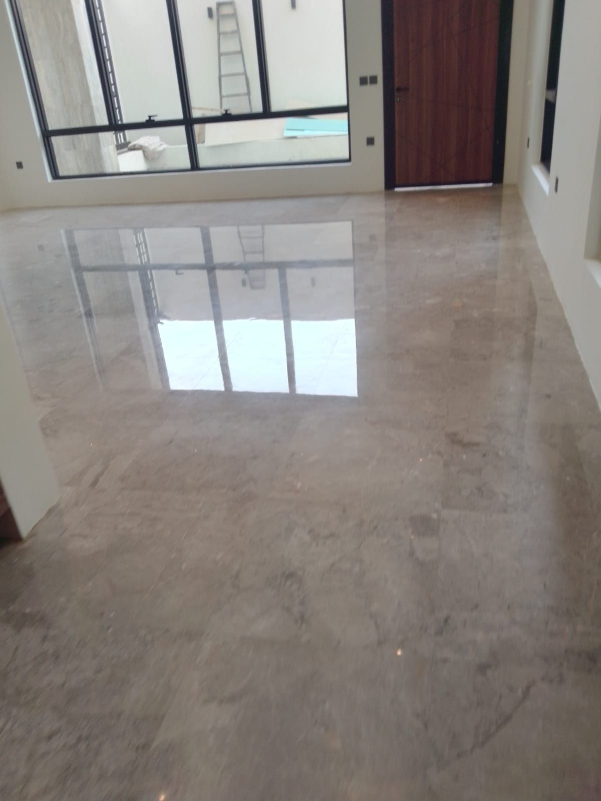 شيركه جلي بلاط تلميع روخام نظافه سراميك