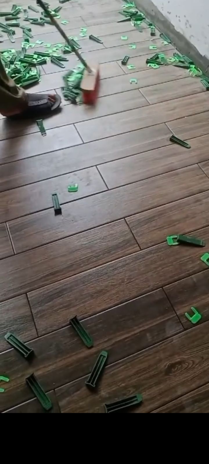 معلم بلط سراميك