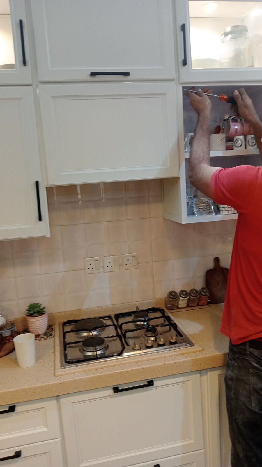 معلم مطابخ المونيوم تركيب مطابخ جدة