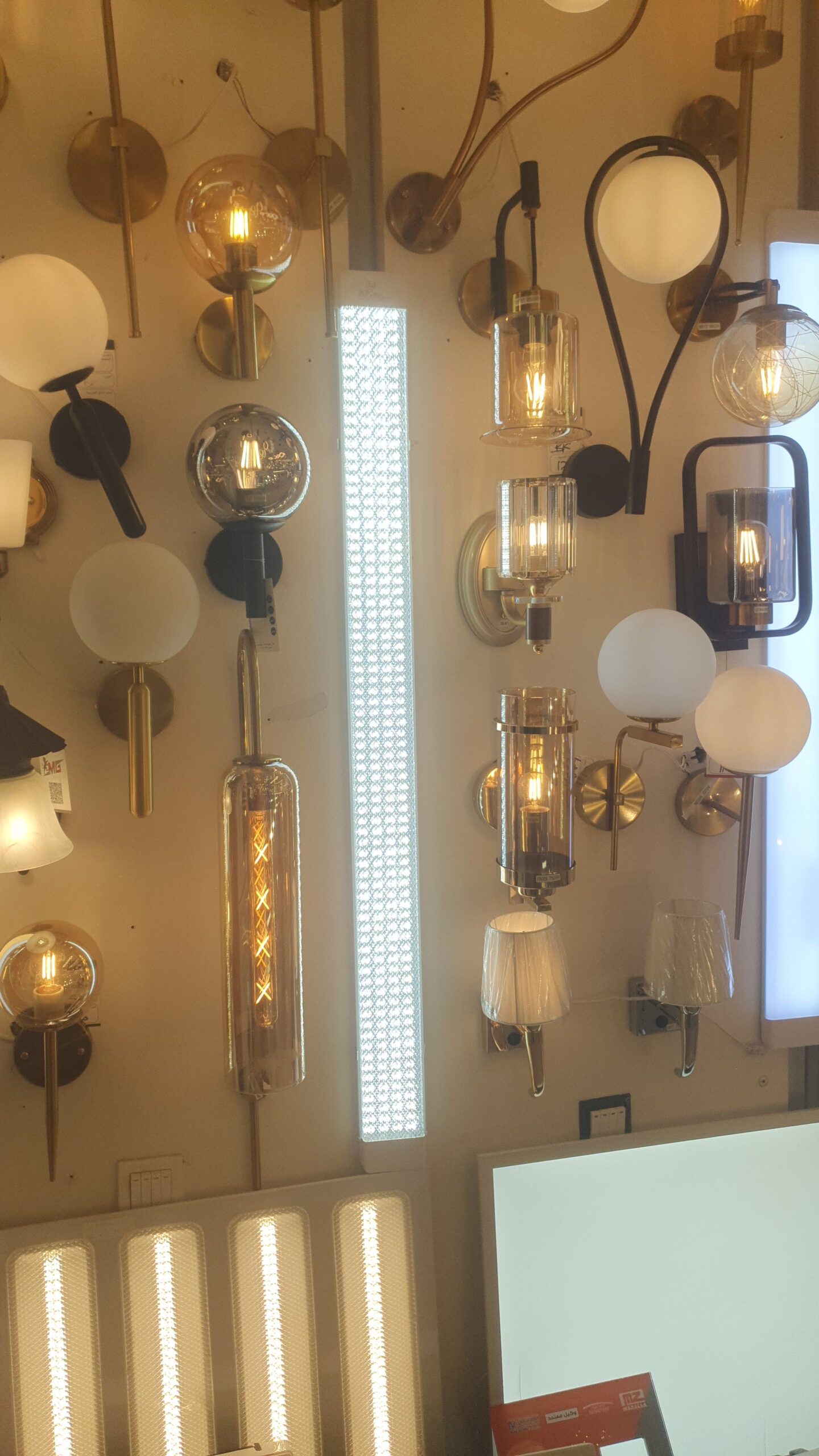 كهربائى منازل بجده كهربائى وسباك صيانه تاسيس وتشطي