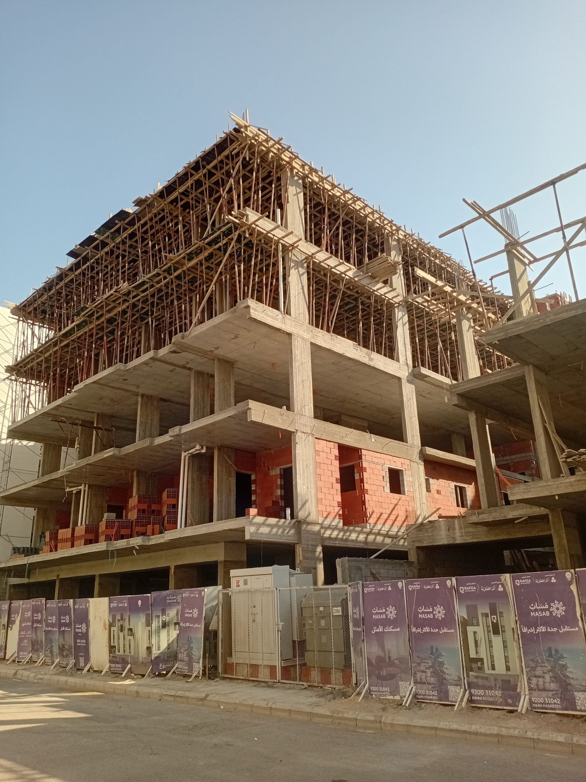 مقاول معماري