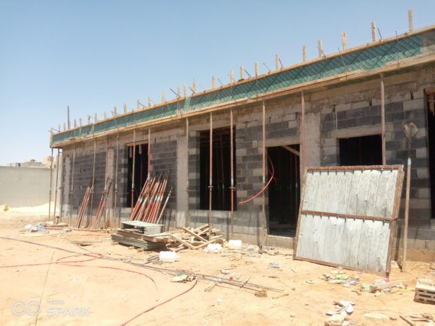 مقاول بناء