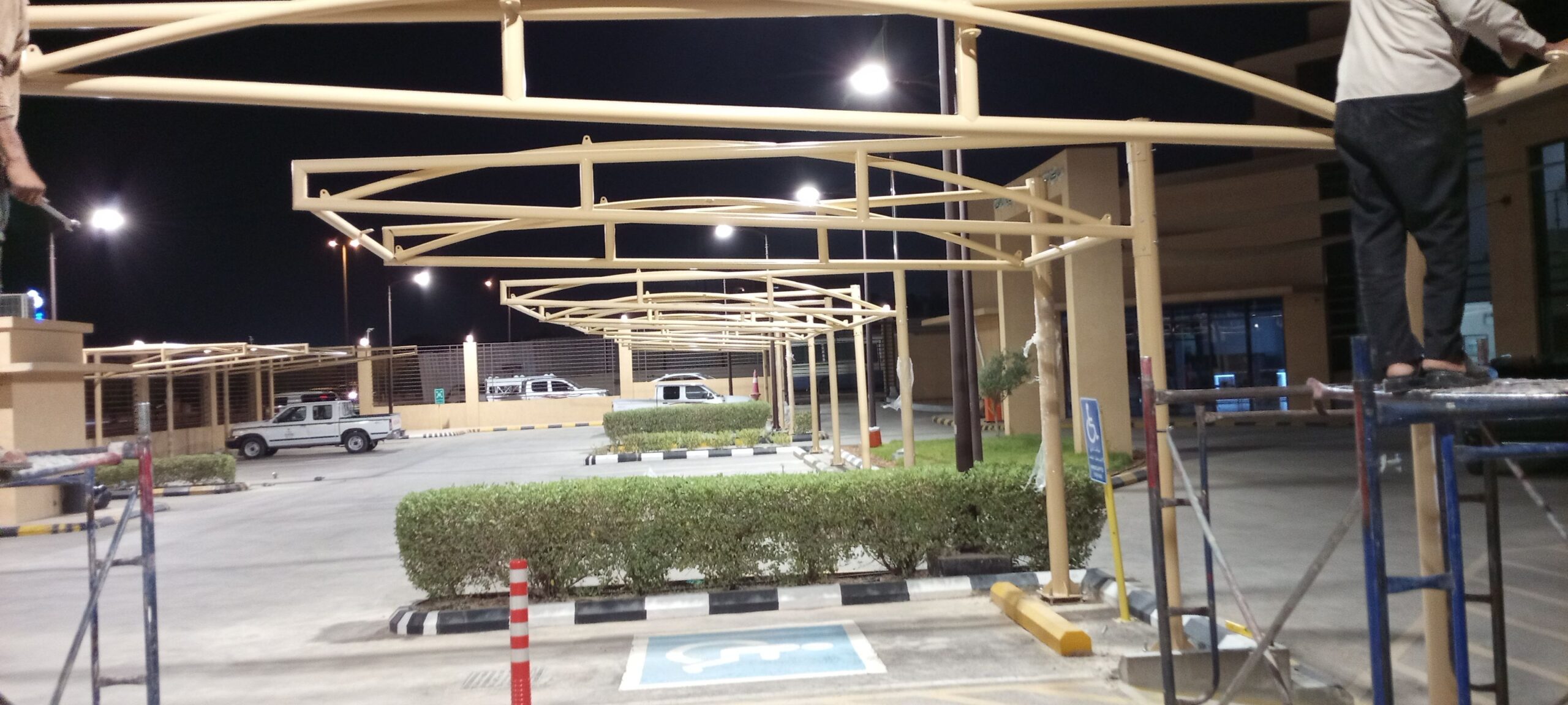 حداد مظلات وسواتر وجميع اعمال الحداده