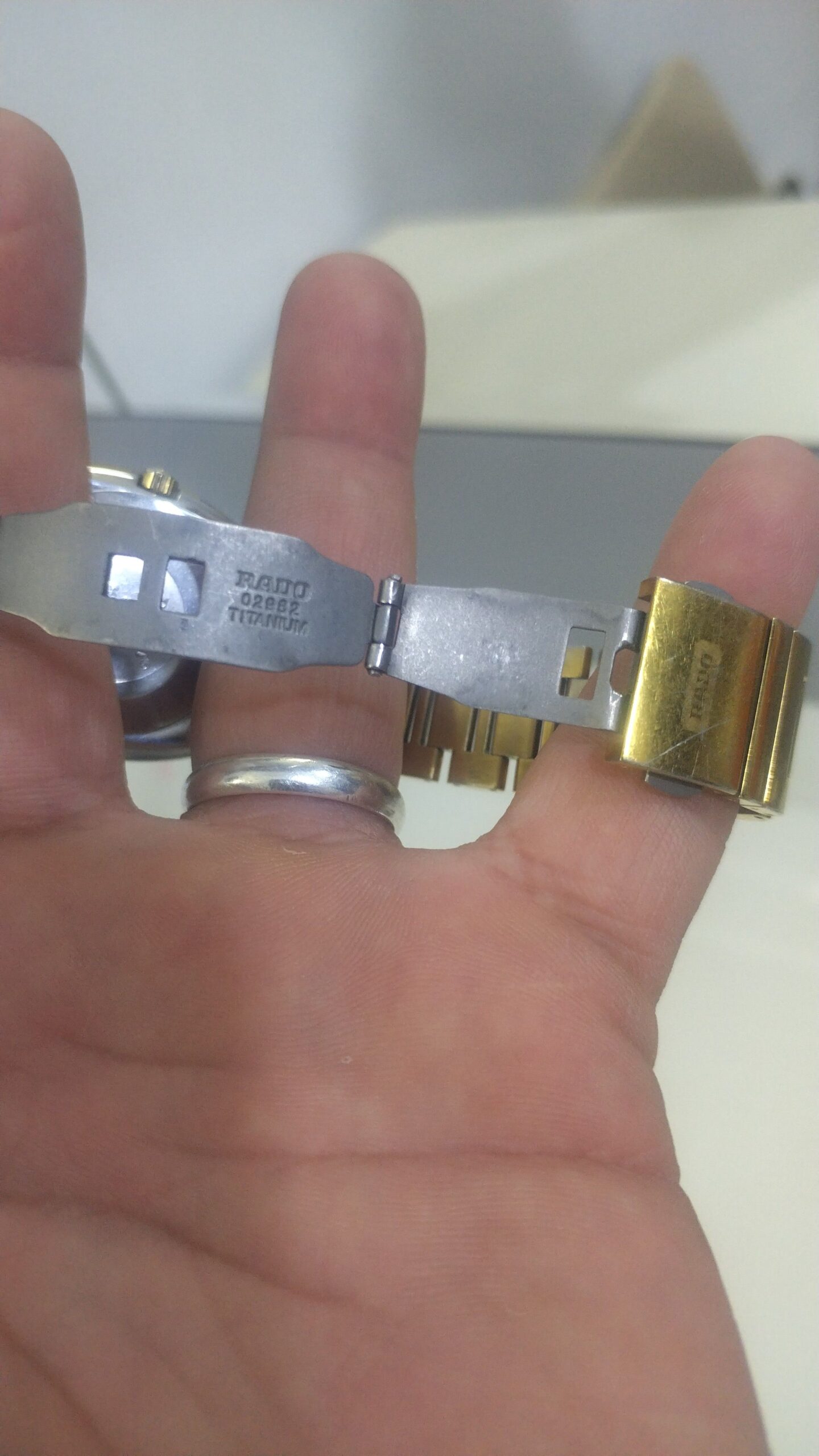 ساعة رادو ديستار سويسرا رجاليه اوتوماتيك شركة الغز