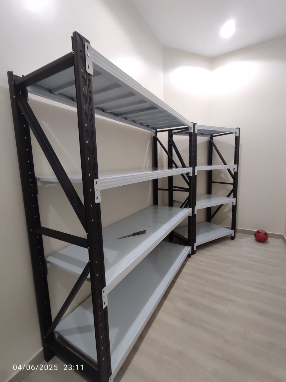 رفوف ارفف رف محل مستودع تخزين