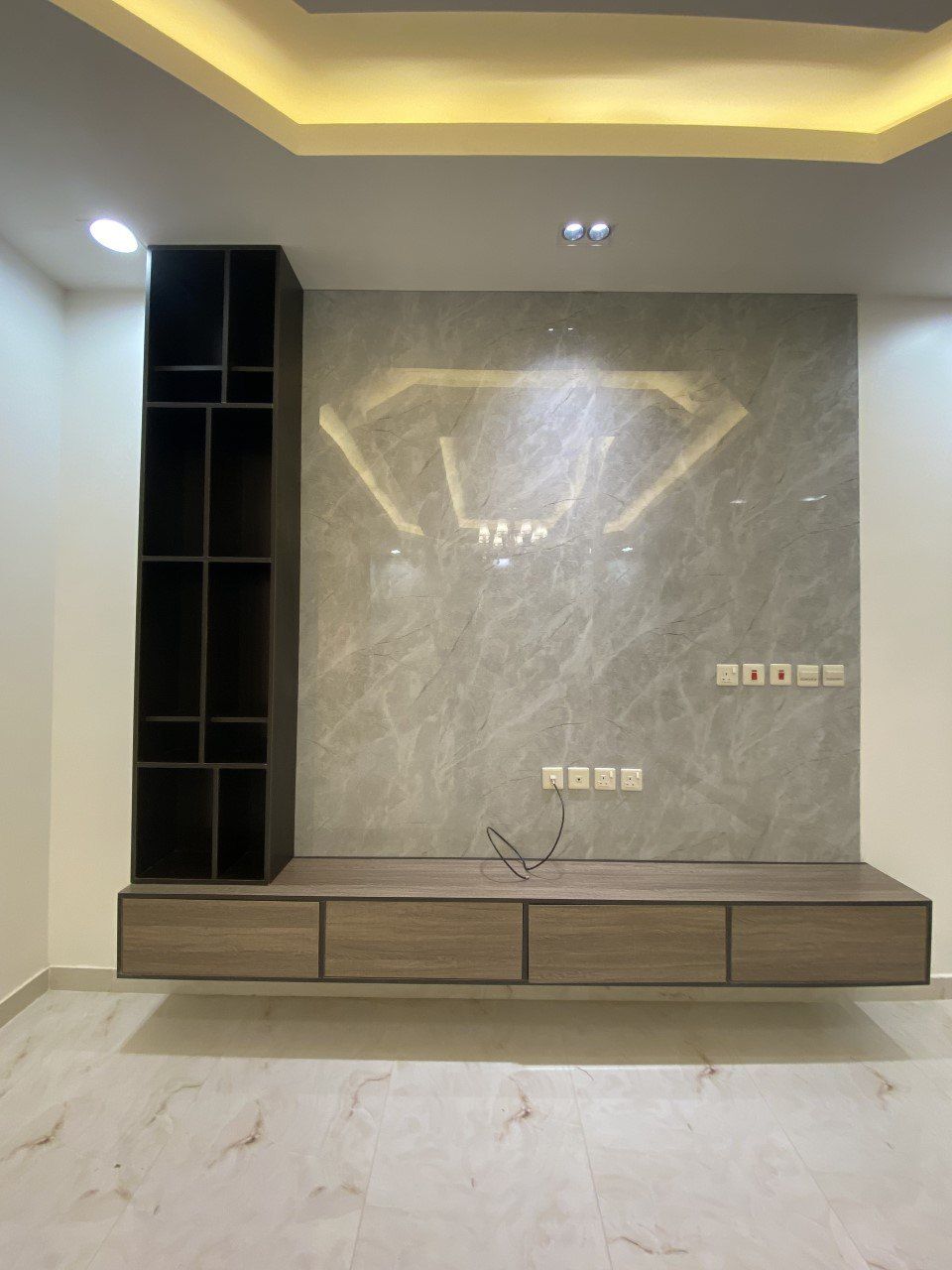 عامل دهنات وديكورات الرياض دهنات بجميع انواعها ودي