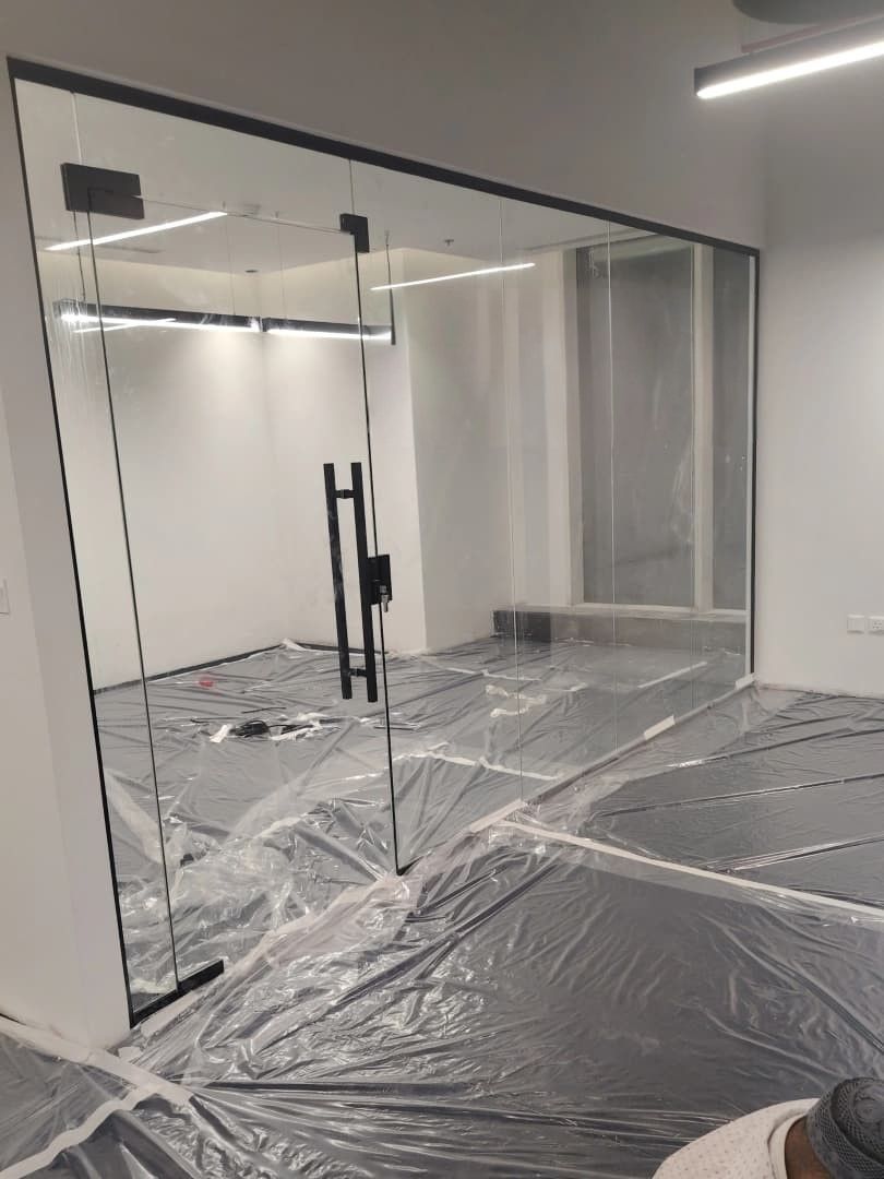 زجاج سكريت ومرايات الشرقية السعودية 0565027566