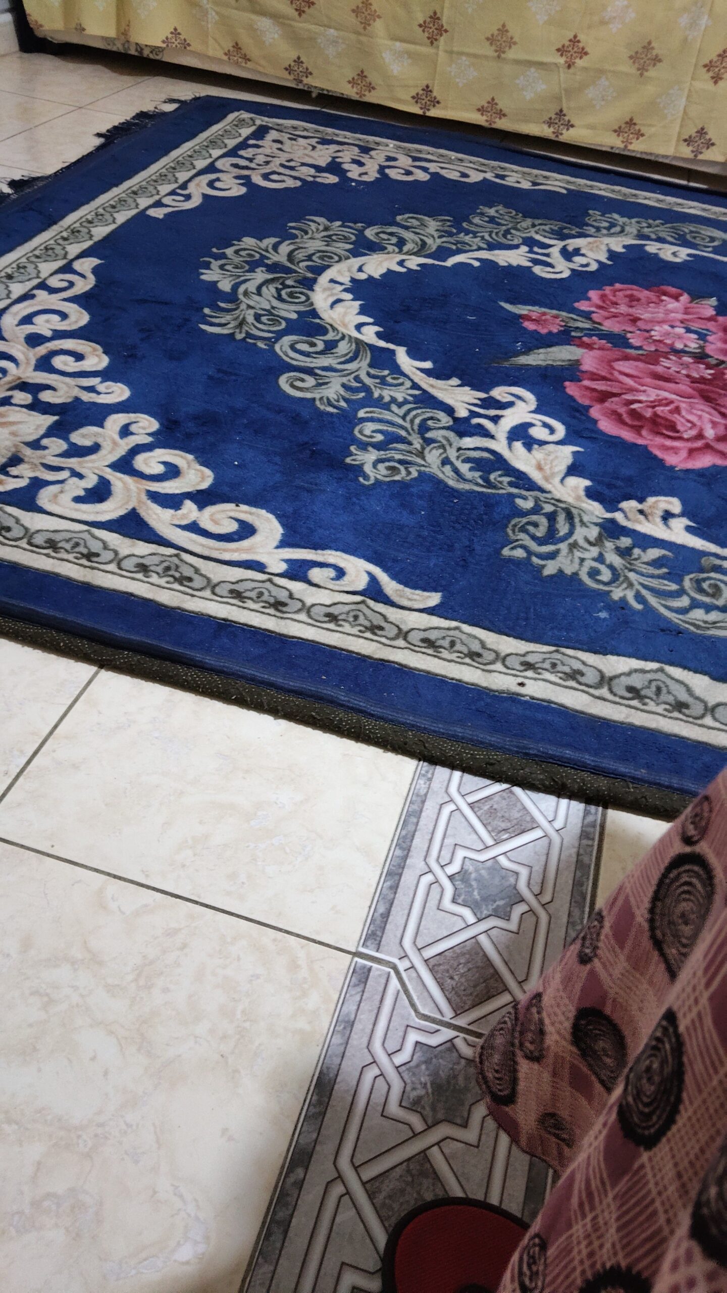 العزيزيه جنب مكه مول