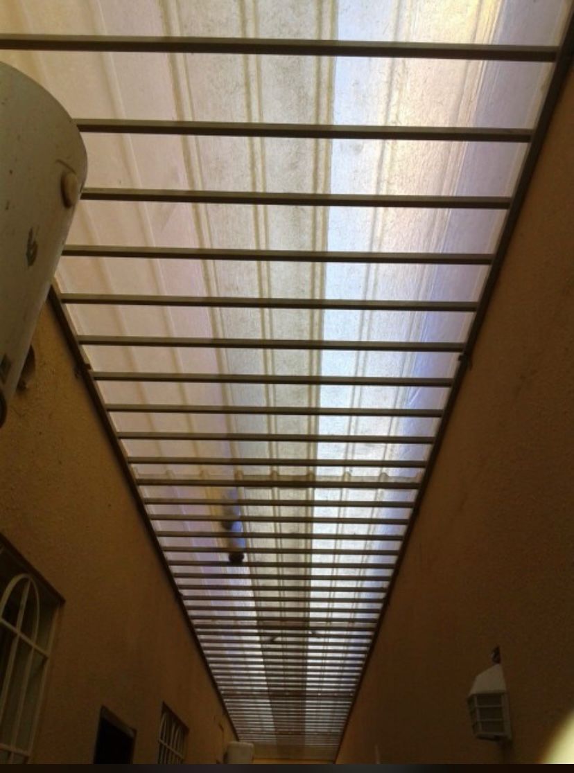 حداد مظلات سواتر