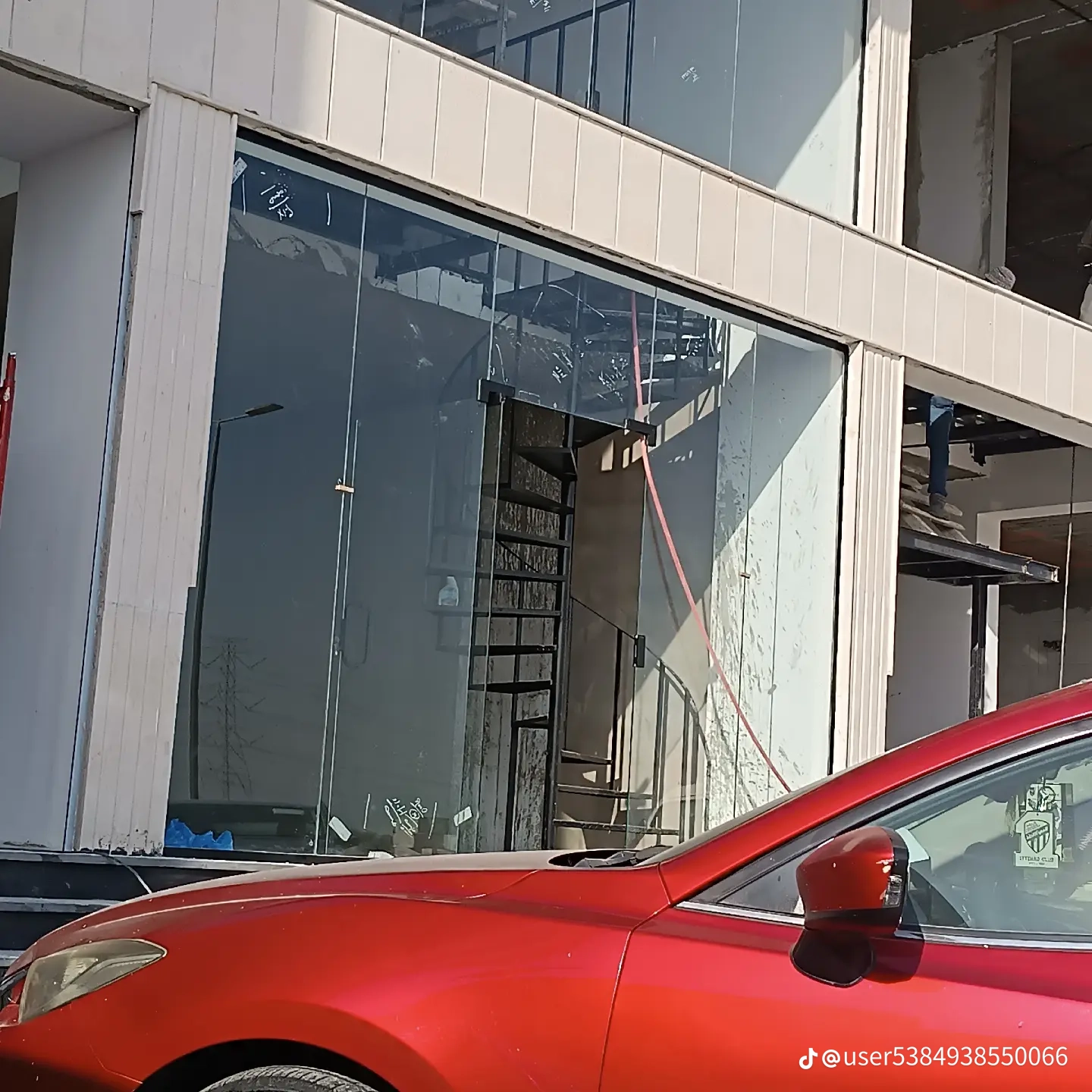 زجاج سكريت بيش هروب صبياء