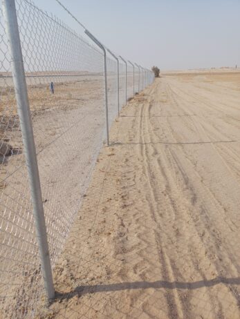 نقوم بتورد وتركيب جميع النواع الشبوك ونخيل عربي وو