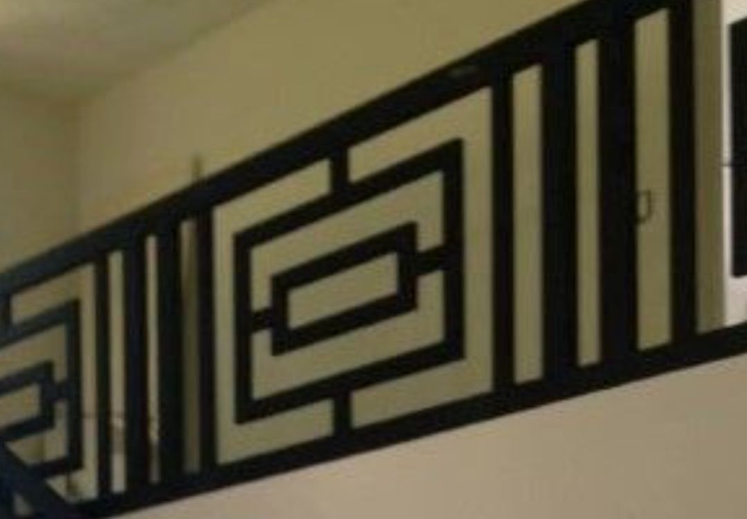 صناعى فنى متخصصة فى مجال اللحام باب شباك دربزين سل