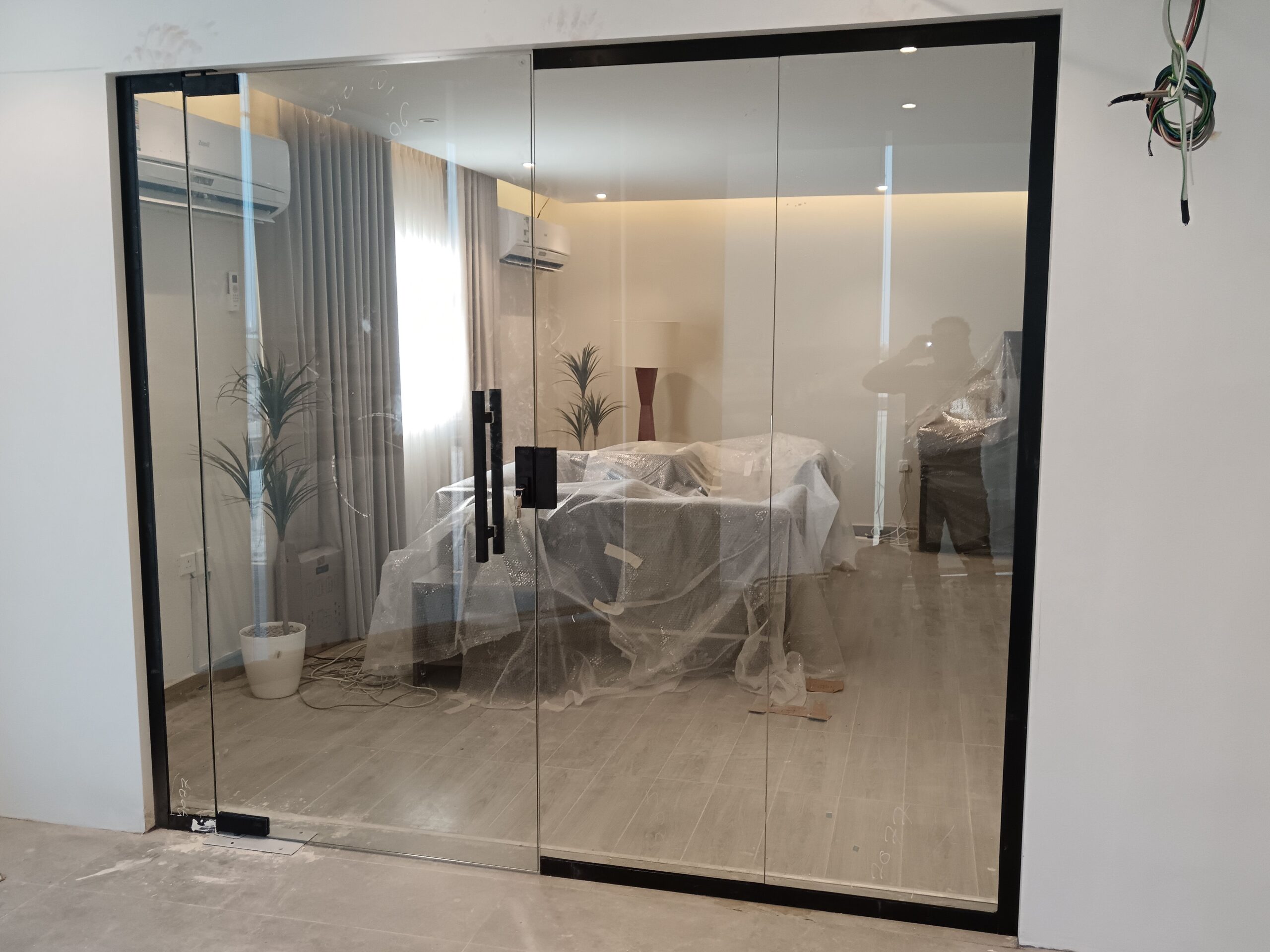 زجاج سكريت ومرايات الشرقية السعودية 0565027566